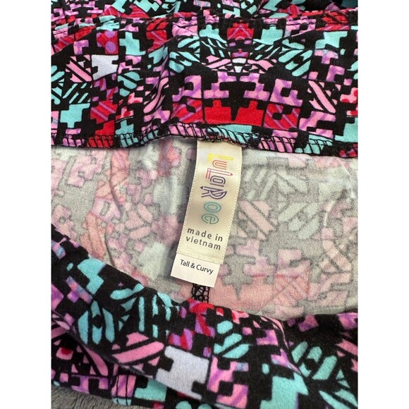 LuLaRoe leggings TC - Picture 3 of 3